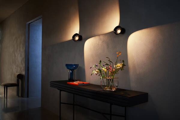 Sento E verticale flat- Wandleuchte